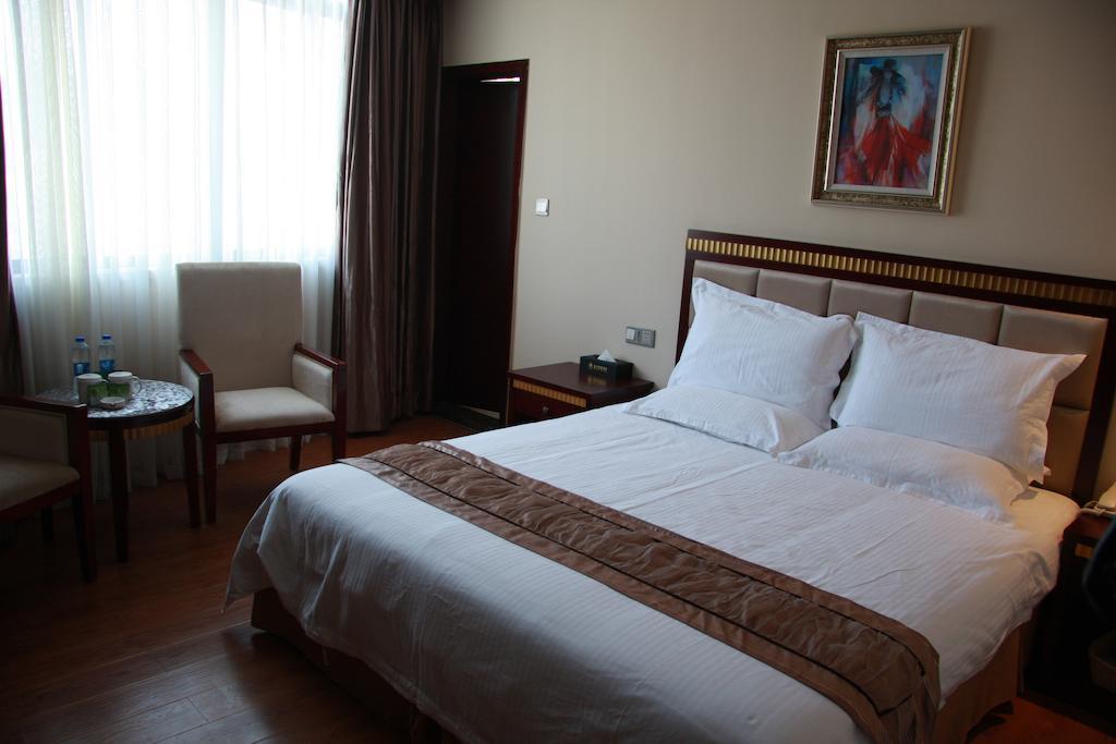 Greentree Inn Guangdong Shantou Chengjiang Road Business Hotel Exterior foto
