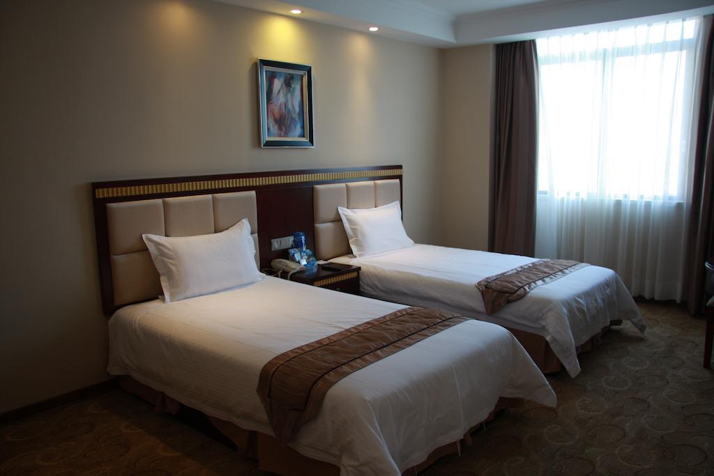 Greentree Inn Guangdong Shantou Chengjiang Road Business Hotel Exterior foto